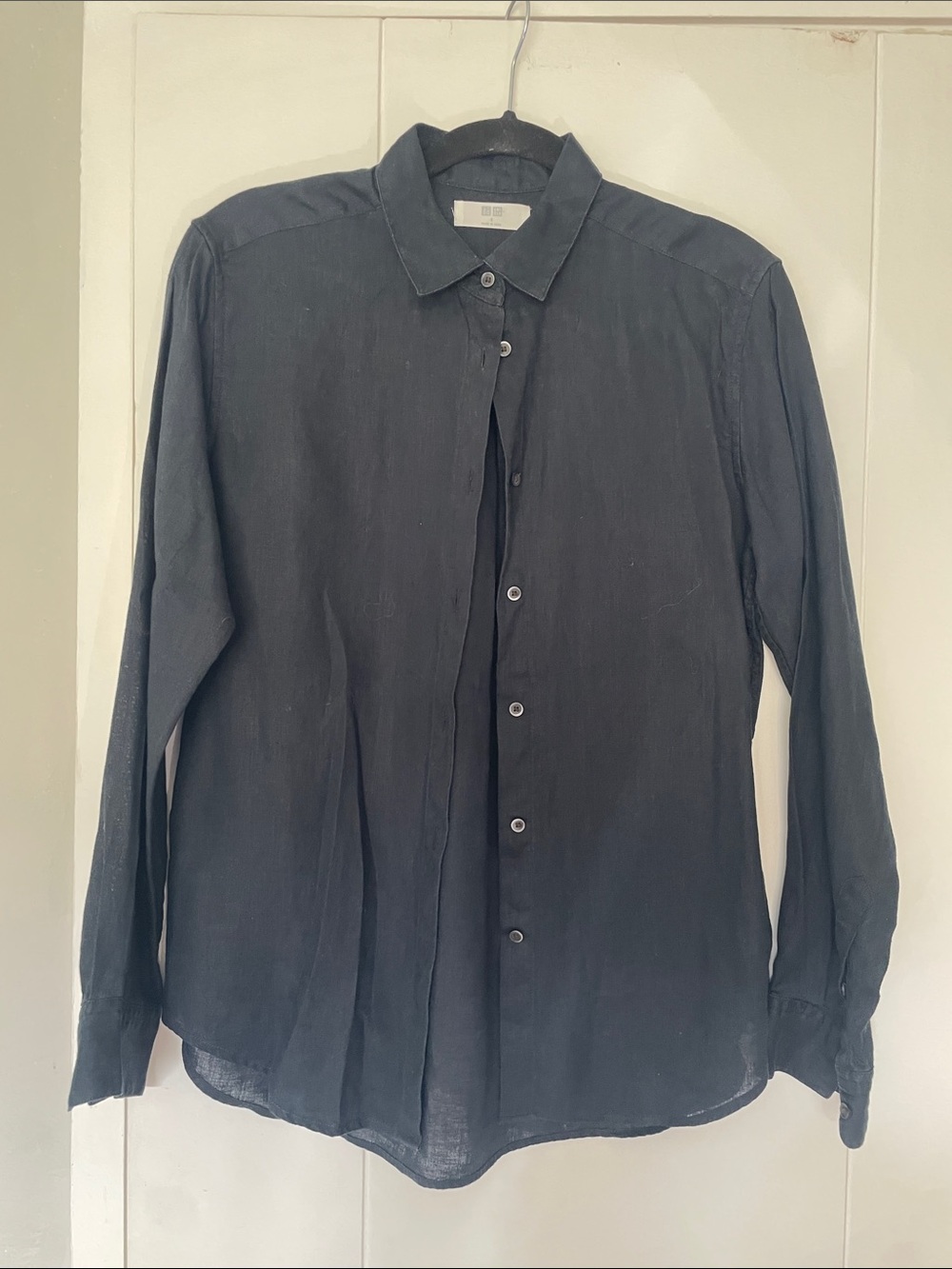 Uniqlo Women's Black Button-Down 100% Linen Shirt